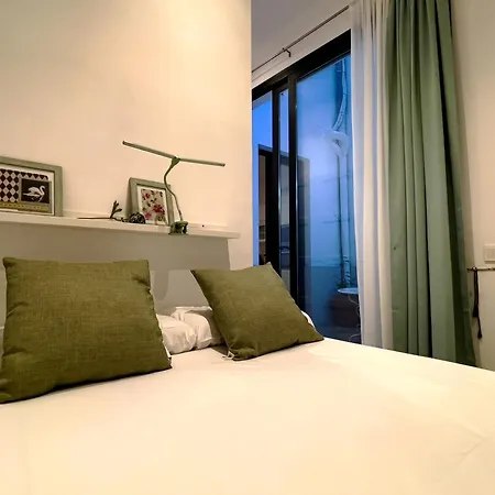 Rentalsevilla Pureza En Triana Sevilha