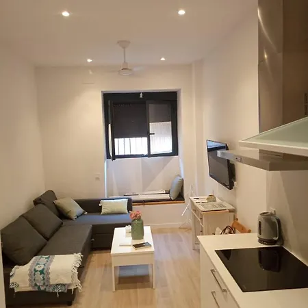 Rentalsevilla Pureza En Triana דירה סביליה